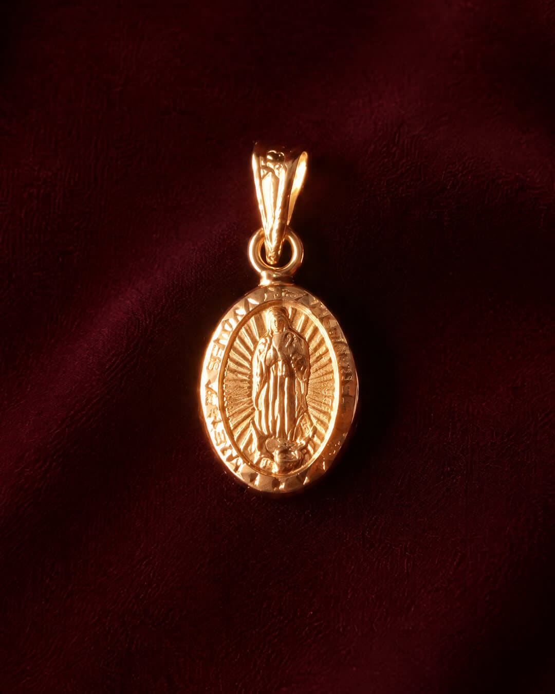 Dije Virgen Guadalupe — fotografía 1 de 4